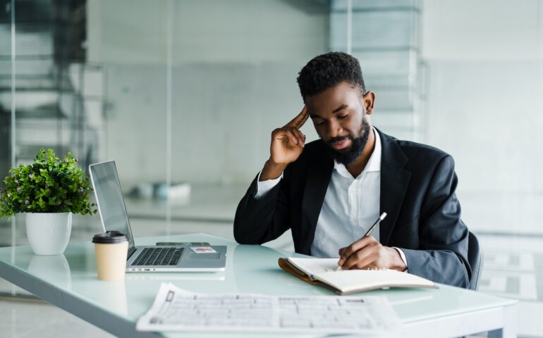 Convaincre votre Patron d’Investir dans un SIRH : Un Guide Stratégique